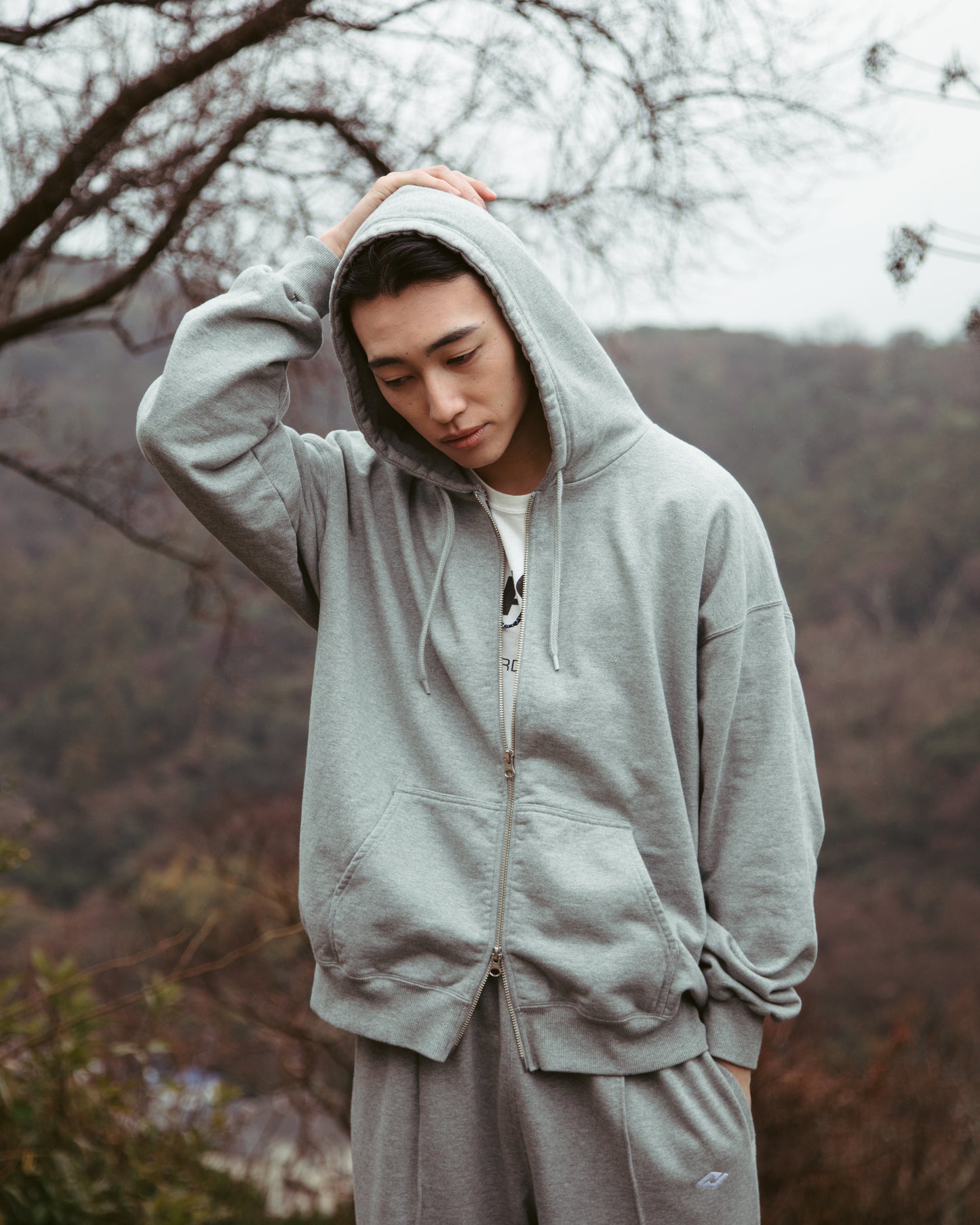 24/7 washed zip up hoodie