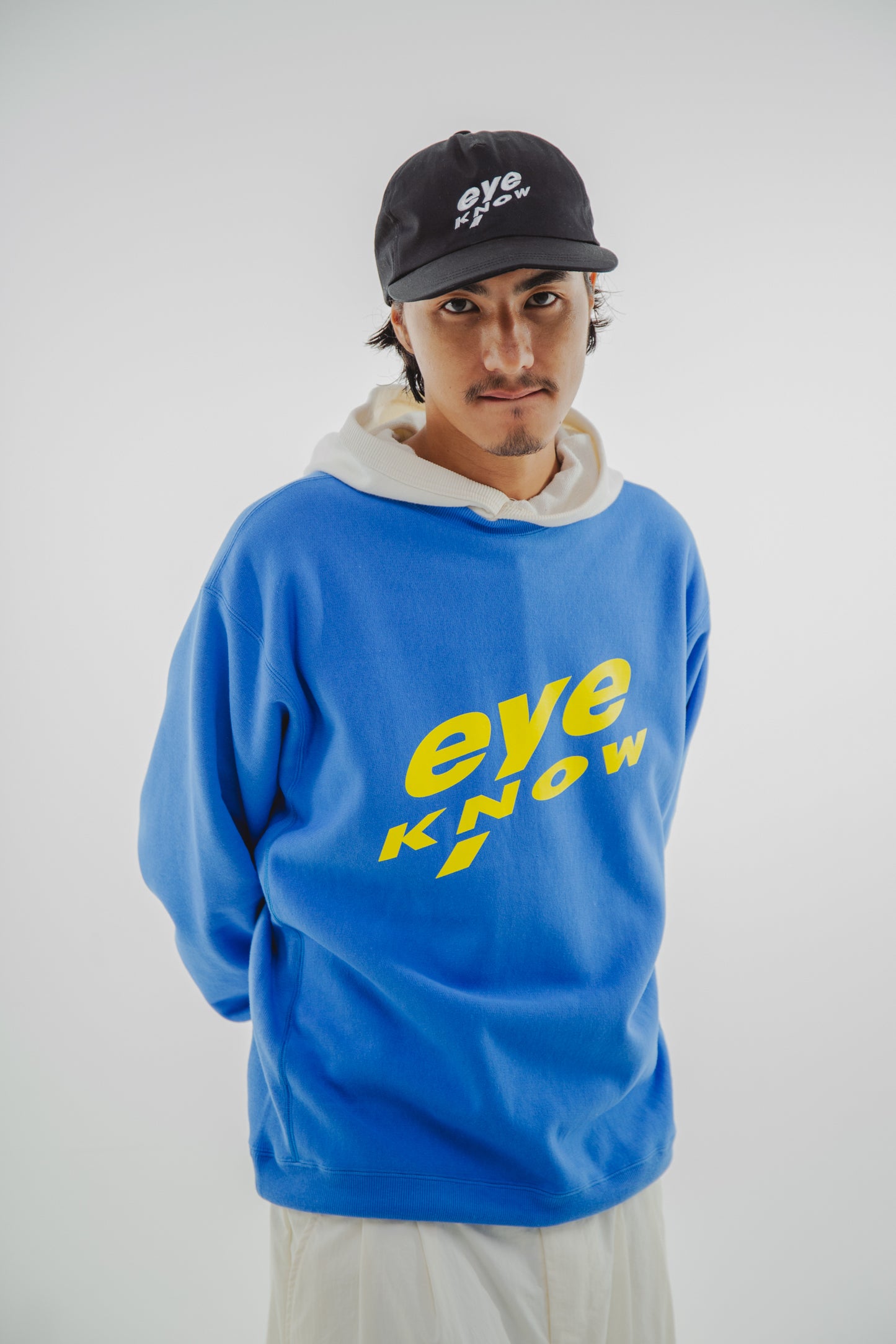 EYE KNOW LOGO SWEAT