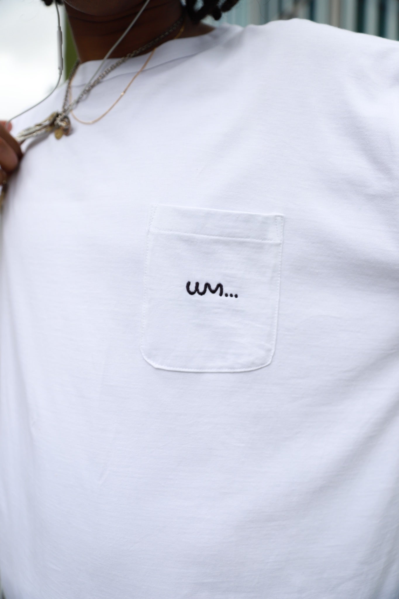 Who's making x 19SO pocket Tee